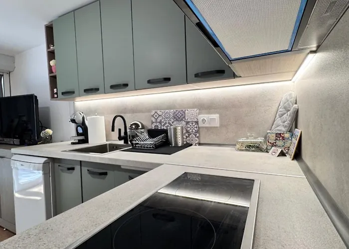 Konukevi Briz Burgaz